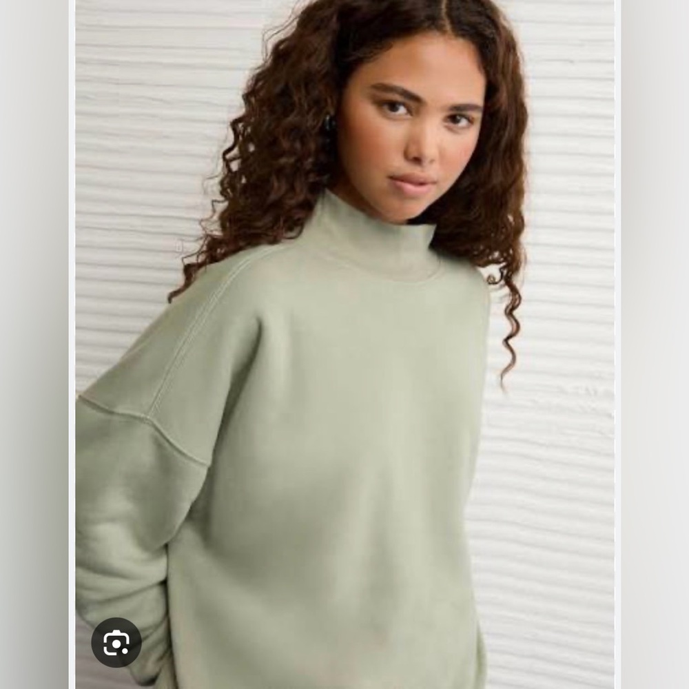 AE Everyday Luxe Oversized Mockneck Sweatshirt